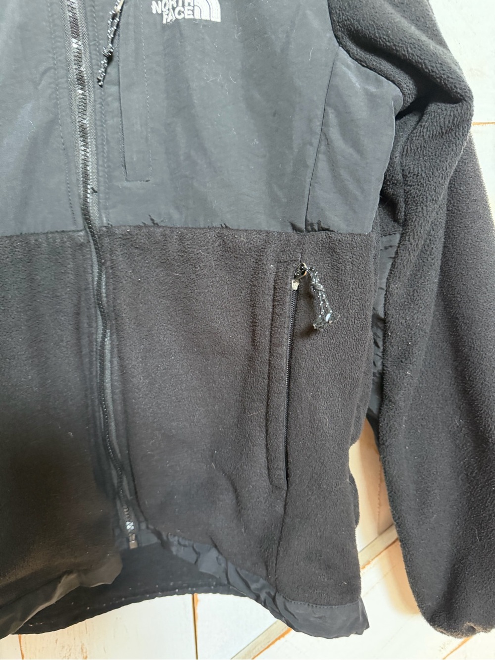 Women’s North Face Black Fleece Jacket - Picture 3 of 11